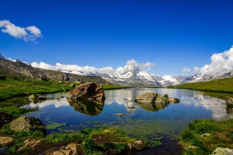Beautiful Lake in Switzerland - off the beaten path destination ideas for families