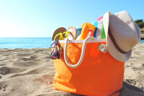 Our Globetrotters - 9 Best Beach Bags for Moms